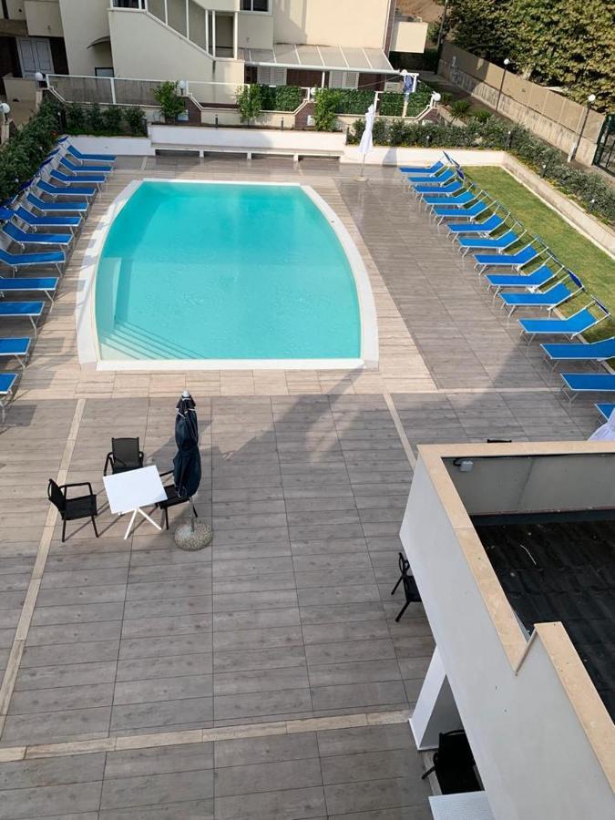 Hotel Ancora Pontecagnano Exterior photo